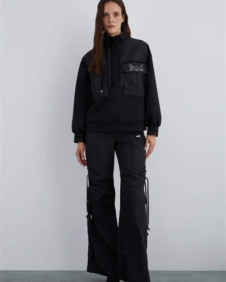 Gizia Black Cargo Pants