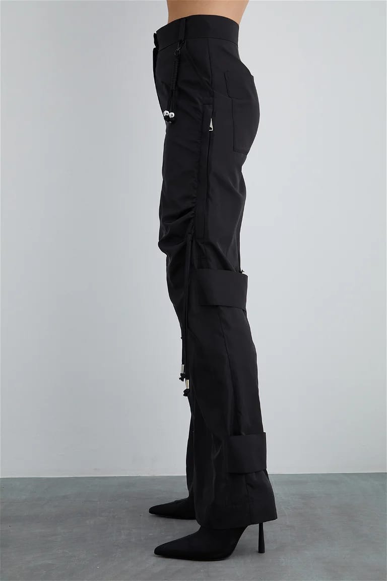 Gizia Black Cargo Pants