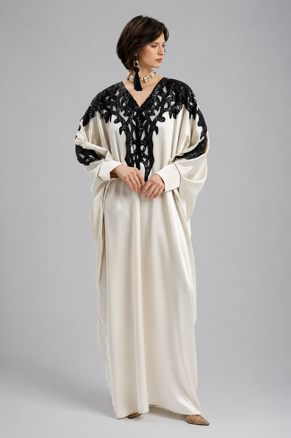 Ivory Majesty Kaftan