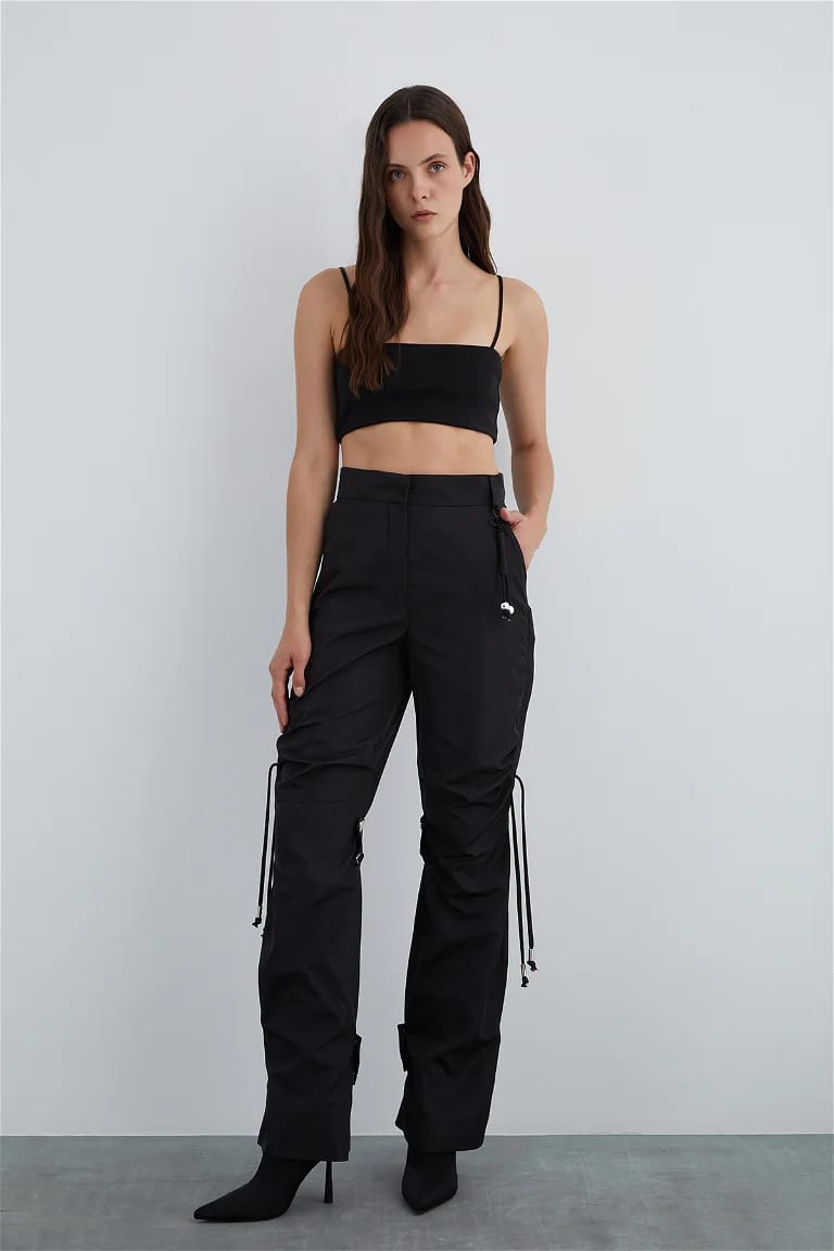 Gizia Black Cargo Pants