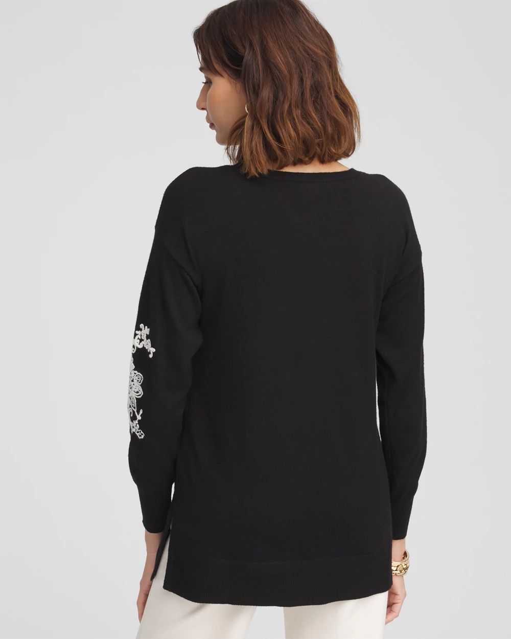Embroidered floral v-neck sweater