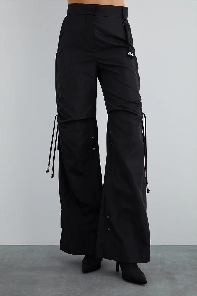 Gizia Black Cargo Pants